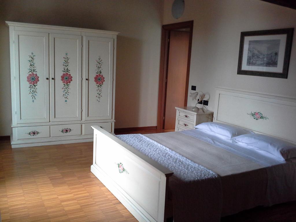 Le Stanze Sul Po Bed and Breakfast Ferrara Habitación foto